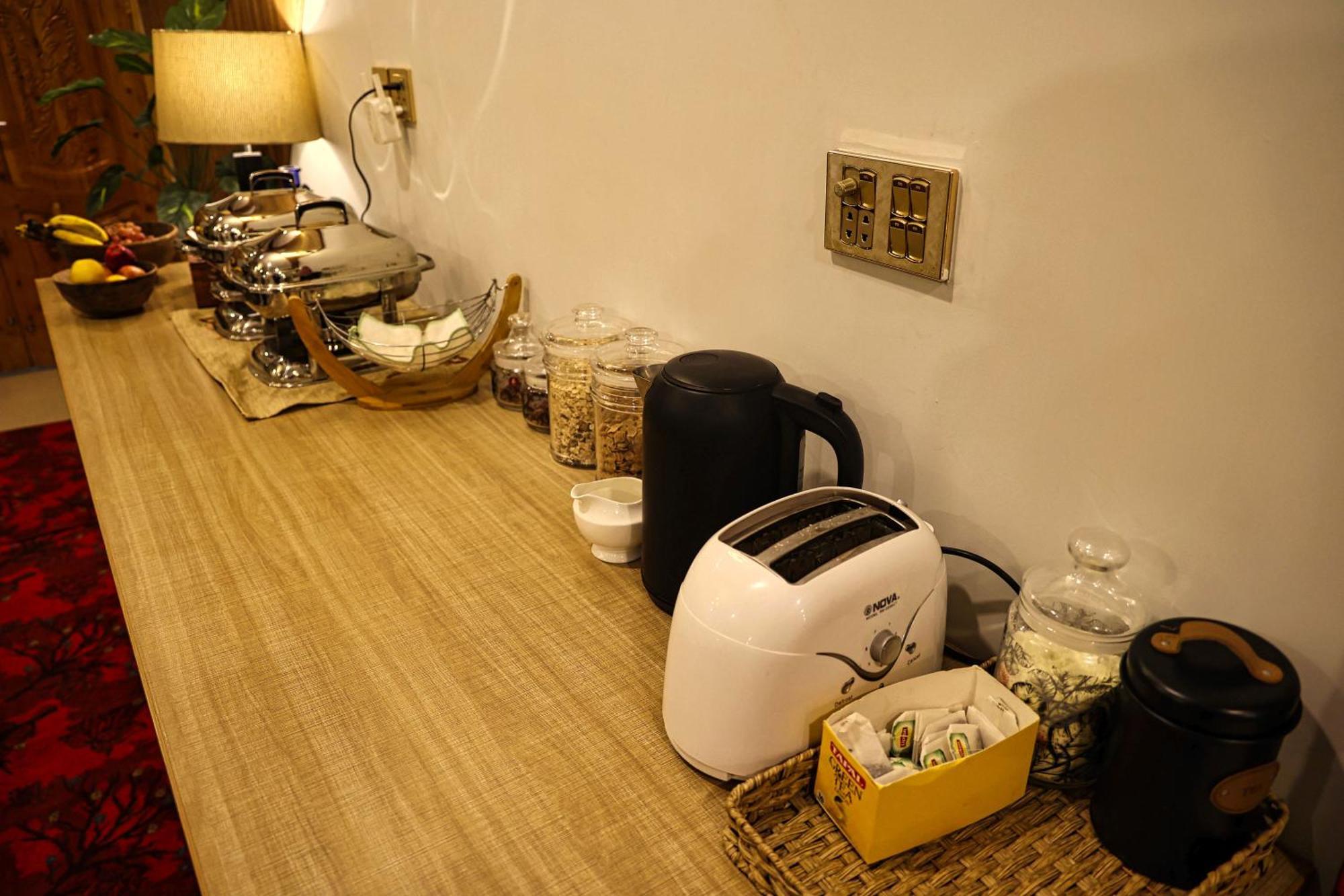 吉尔吉特 Oak Residency酒店 外观 照片