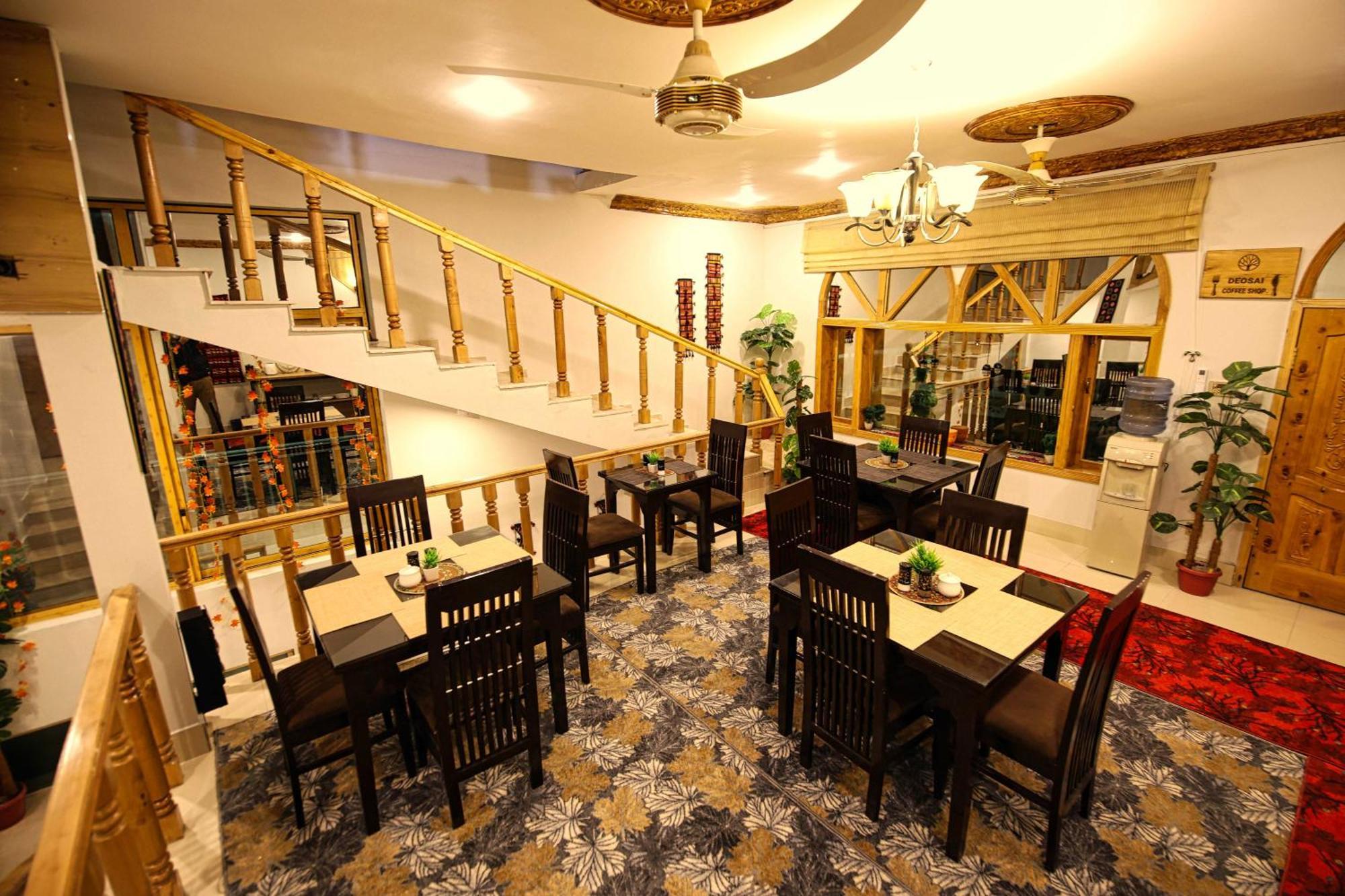 吉尔吉特 Oak Residency酒店 外观 照片