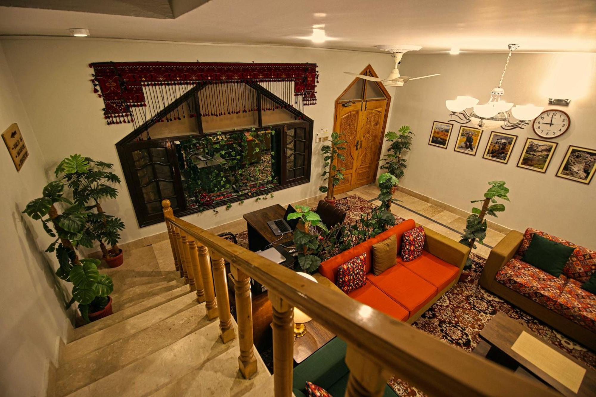吉尔吉特 Oak Residency酒店 外观 照片