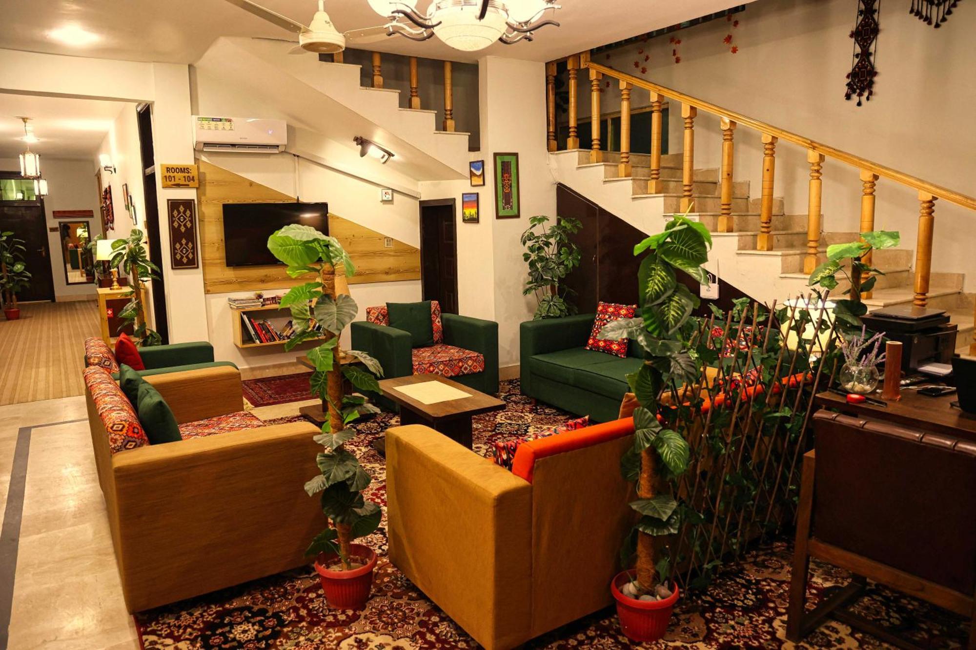 吉尔吉特 Oak Residency酒店 外观 照片