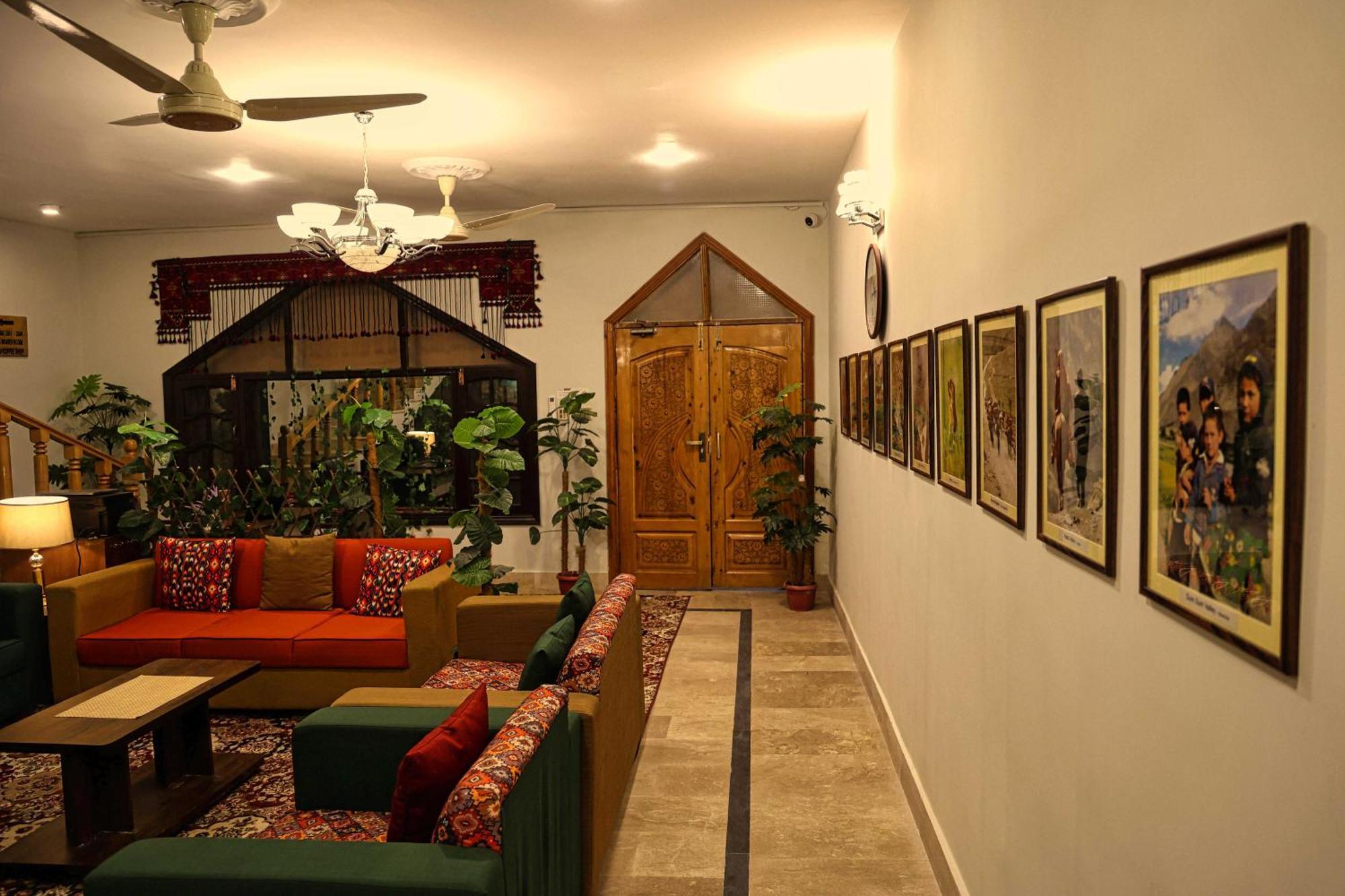 吉尔吉特 Oak Residency酒店 外观 照片