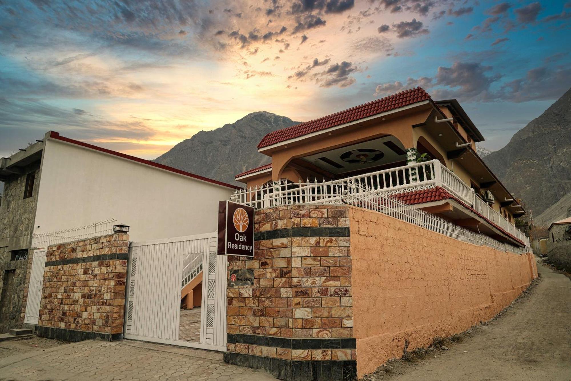 吉尔吉特 Oak Residency酒店 外观 照片