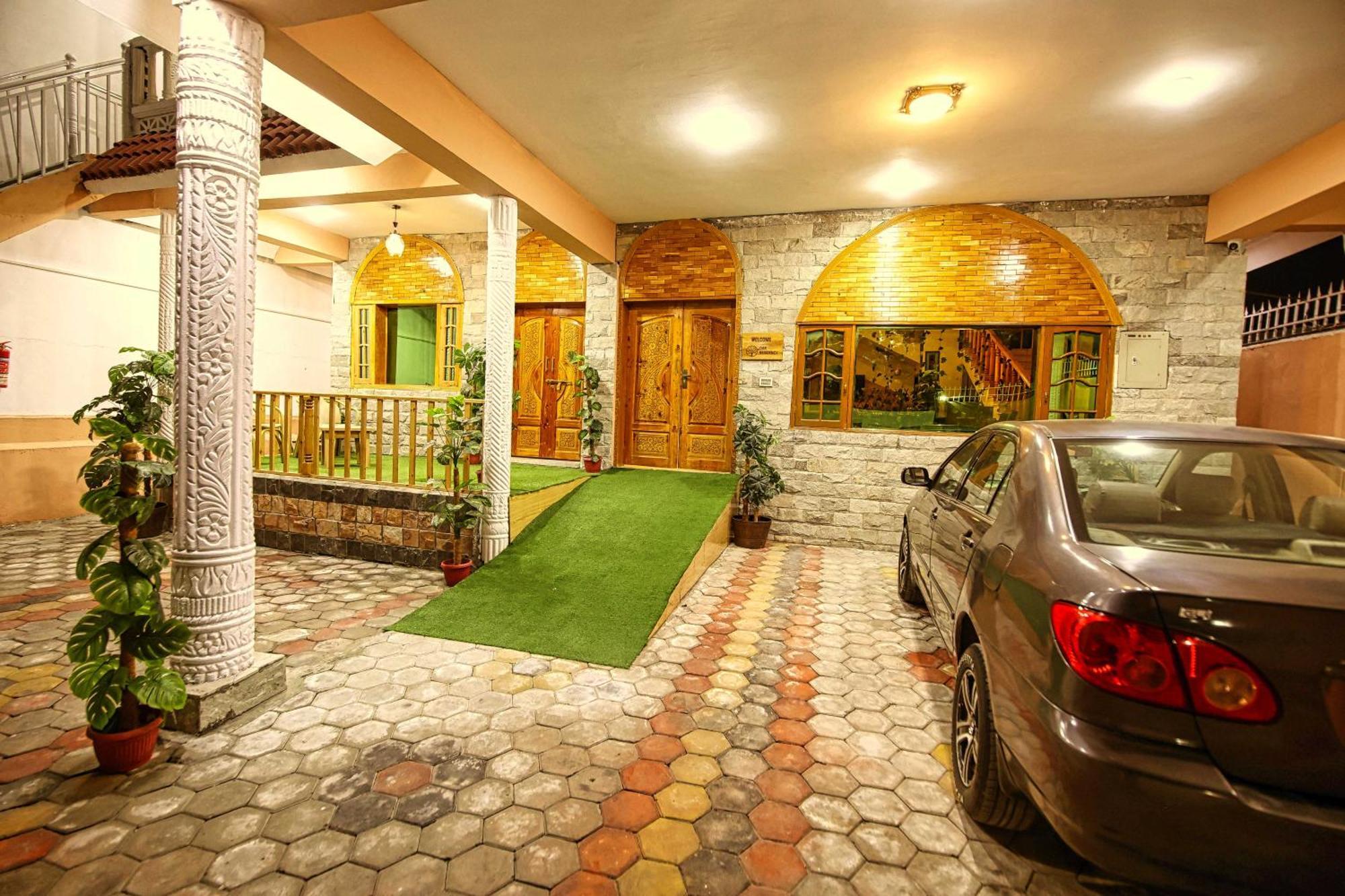 吉尔吉特 Oak Residency酒店 外观 照片
